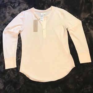 GOLDEN by TNA Cream Henley- Size Med- BRAND NEW